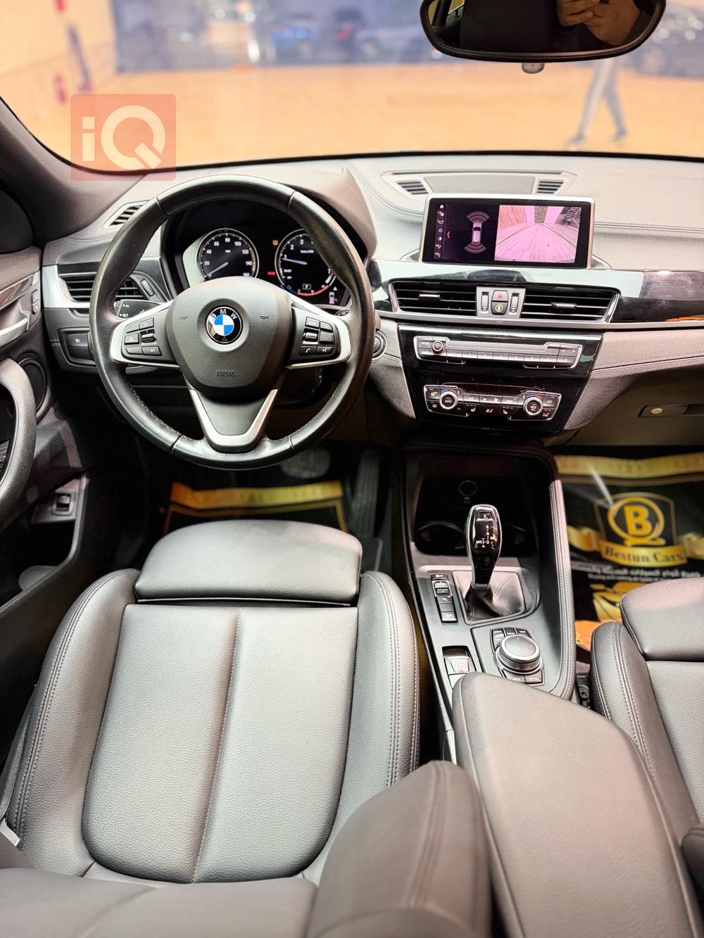 بی ئێم دەبڵیو X2